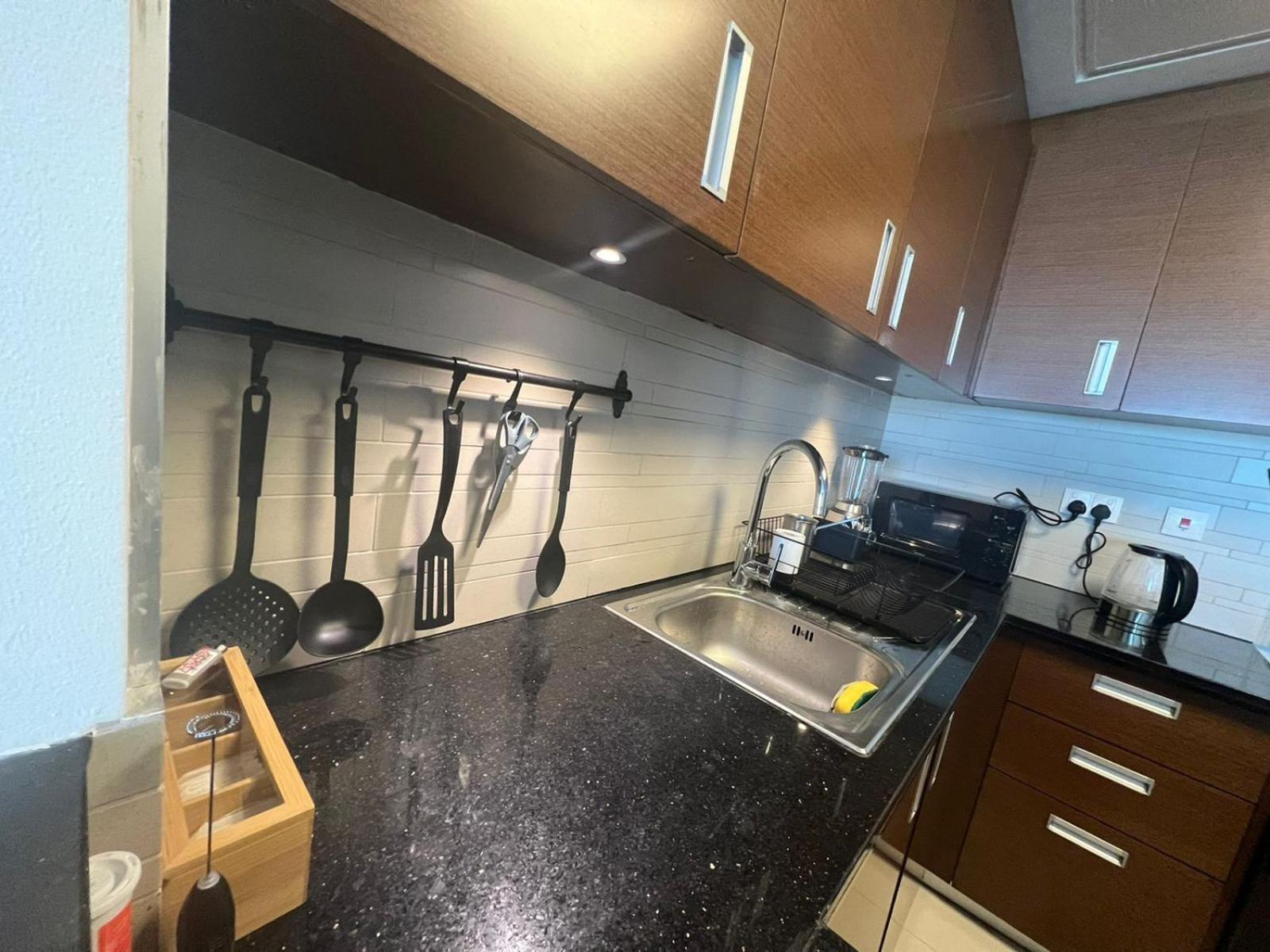 Dinar Home Abu Dhabi Bagian luar foto